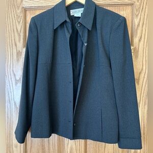Jones Wear Petite Black Suit Blazer- 12P - Fully Lined - Buttons Down the Front